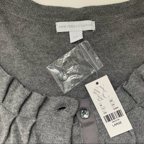 NWT New York & Company Jeweled-Button Chelsea Crewneck Cardigan sz Large - Picture 3 of 5